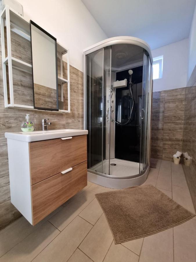 Апартаменти Nivo Apartman Siofok Балатонжабаді Екстер'єр фото
